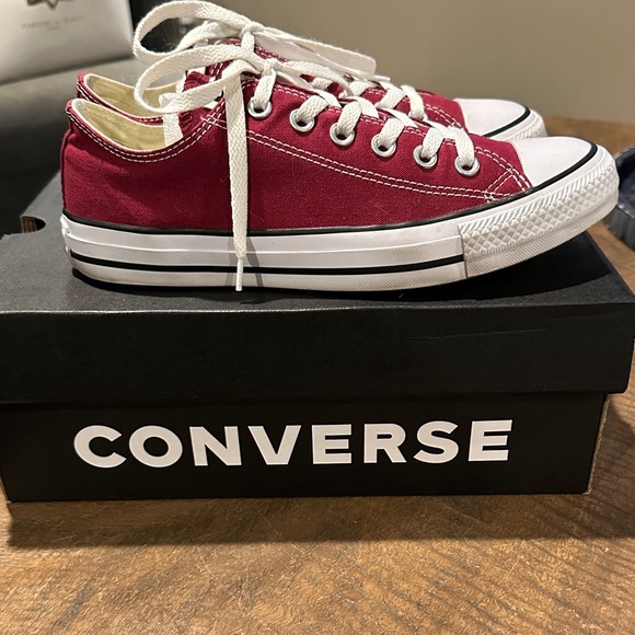 Converse All stars Maroon low top Canvas Sneakers - Picture 4 of 6